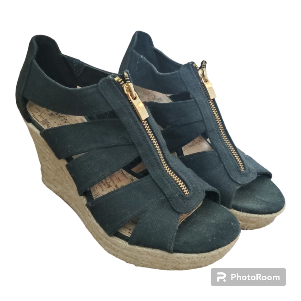 Target Merona High Wedge size 9.5